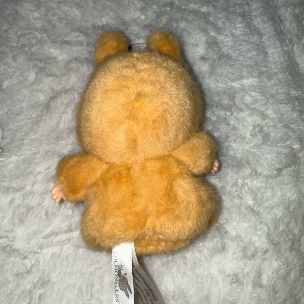 Labubu - Picture 2 of 4